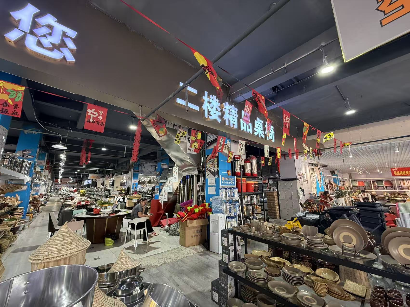 昆明餐饮开店厨房设备配置指南:米线_烧烤_早餐_中餐业态选型与批发渠道推荐